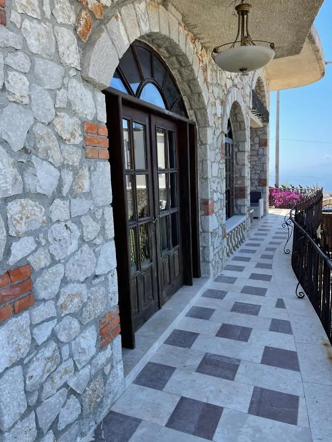 Solomon&Sons Hotel Dhermi Albania