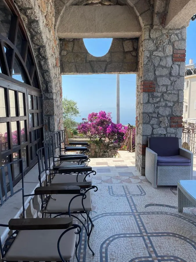 Solomon&Sons Hotel Dhermi 0*,