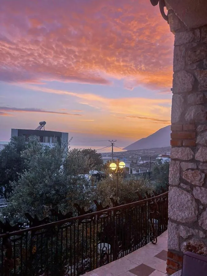 Solomon&Sons Hotel Dhermi 0*,  Albania